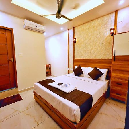 Apsara Residency Hotel Perintalmanna Eksteriør billede