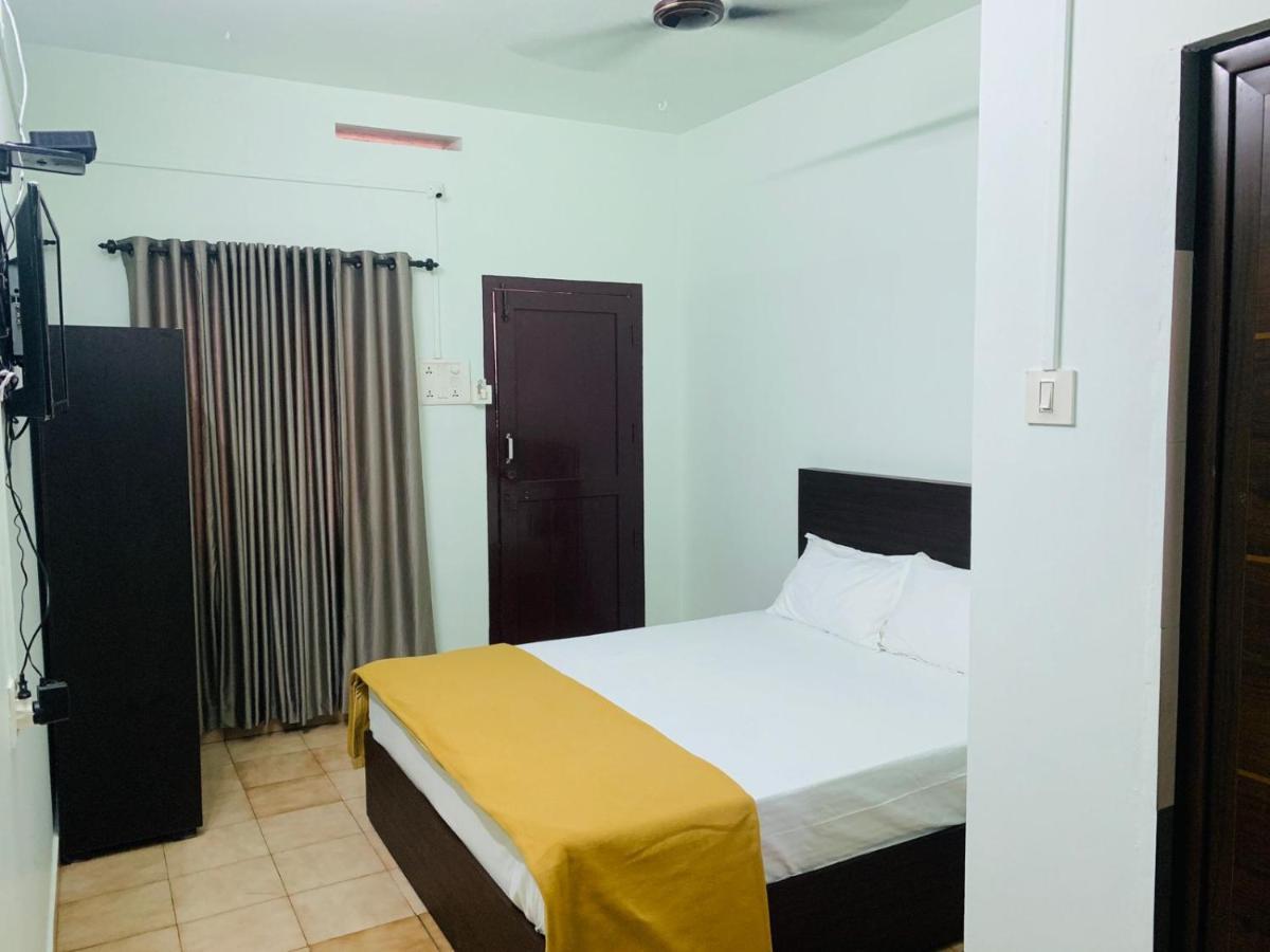 Apsara Residency Hotel Perintalmanna Eksteriør billede