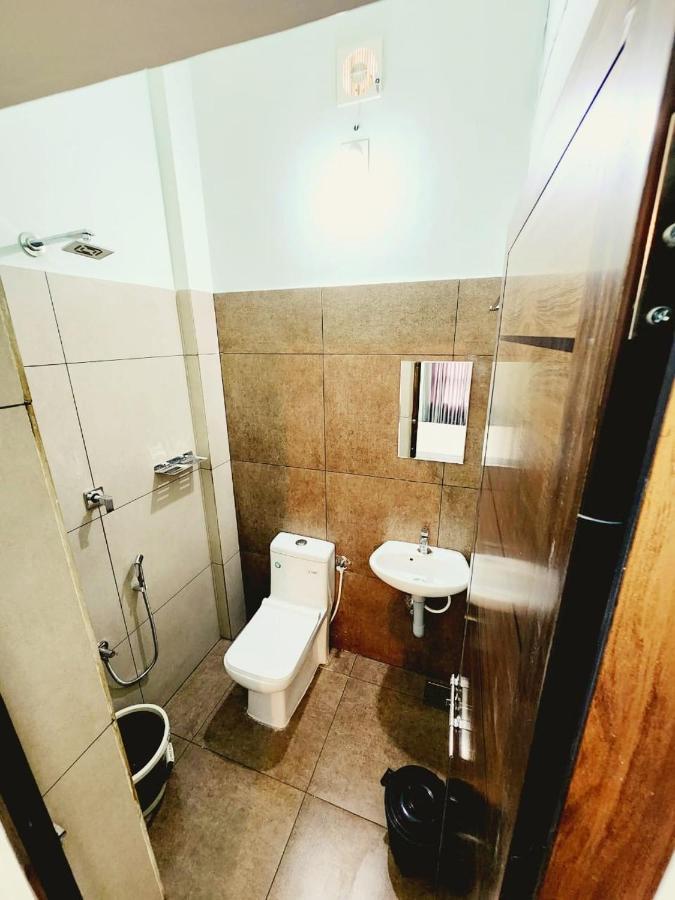 Apsara Residency Hotel Perintalmanna Eksteriør billede