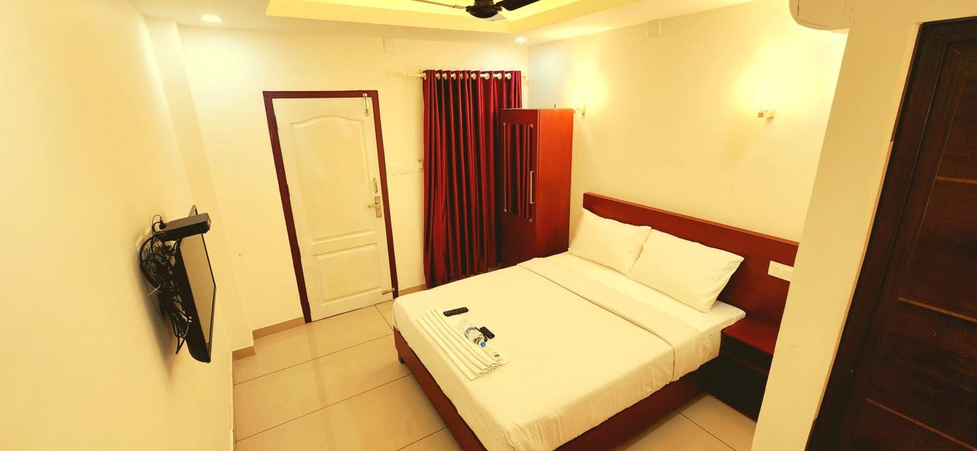 Apsara Residency Hotel Perintalmanna Eksteriør billede