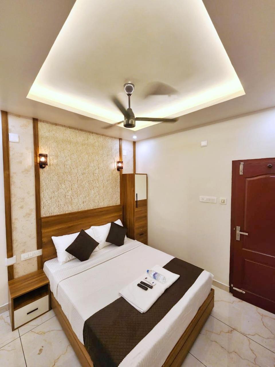 Apsara Residency Hotel Perintalmanna Eksteriør billede